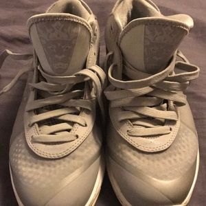 Men’s Lebron 8 low